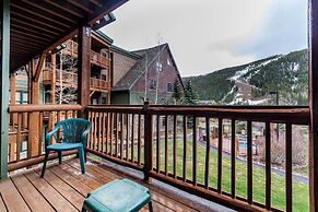 Tenderfoot Lodge by Summit County Mountain Retreats