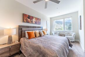 Sail Lofts by Summit County Mountain Retreats