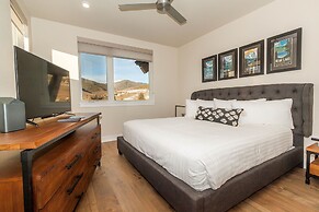 Sail Lofts by Summit County Mountain Retreats