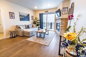 Sail Lofts by Summit County Mountain Retreats