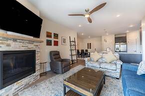 Sail Lofts by Summit County Mountain Retreats