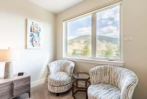 Sail Lofts by Summit County Mountain Retreats