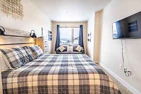 Sail Lofts by Summit County Mountain Retreats