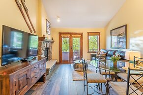 Arapahoe Lodge #8102 by Summit County Mountain Retreats