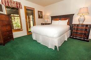 Starfire #1983 by Summit County Mountain Retreats