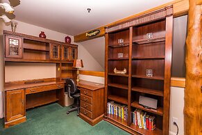 Starfire #1983 by Summit County Mountain Retreats