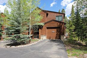 Starfire #1983 by Summit County Mountain Retreats