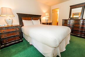 Starfire #1983 by Summit County Mountain Retreats