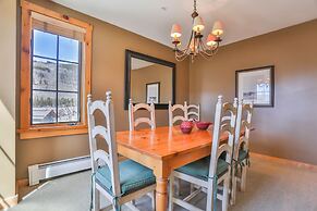 Dakota Lodge by Summit County Mountain Retreats