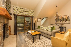 Dakota Lodge by Summit County Mountain Retreats