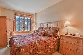 Dakota Lodge by Summit County Mountain Retreats