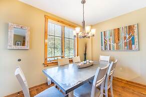 Dakota Lodge by Summit County Mountain Retreats