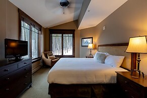 Crystal Peak Lodge by Summit County Mountain Retreats