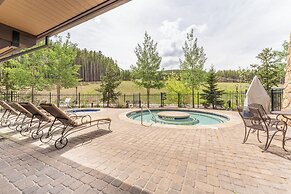 Crystal Peak Lodge by Summit County Mountain Retreats