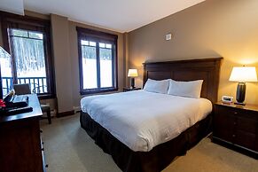 Crystal Peak Lodge by Summit County Mountain Retreats