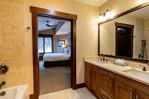 Crystal Peak Lodge by Summit County Mountain Retreats