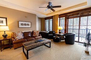 Crystal Peak Lodge by Summit County Mountain Retreats