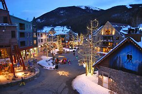 Buffalo Lodge by Summit County Mountain Retreats