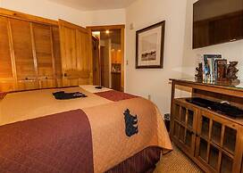 Buffalo Lodge by Summit County Mountain Retreats