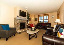 Buffalo Lodge by Summit County Mountain Retreats