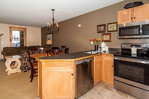 Buffalo Lodge by Summit County Mountain Retreats