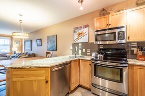 Buffalo Lodge by Summit County Mountain Retreats