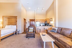 Buffalo Lodge by Summit County Mountain Retreats