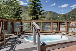 Buffalo Lodge by Summit County Mountain Retreats