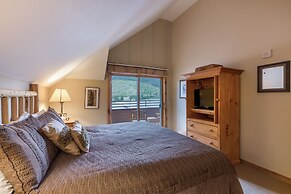 Buffalo Lodge by Summit County Mountain Retreats