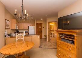 Buffalo Lodge by Summit County Mountain Retreats