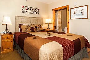 Buffalo Lodge by Summit County Mountain Retreats