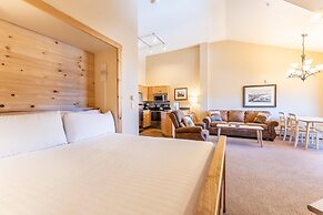 Buffalo Lodge by Summit County Mountain Retreats