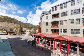 Buffalo Lodge by Summit County Mountain Retreats