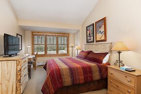 Buffalo Lodge by Summit County Mountain Retreats