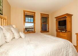 Buffalo Lodge by Summit County Mountain Retreats