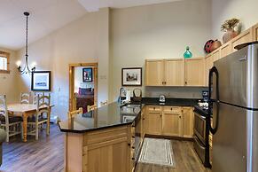 Buffalo Lodge by Summit County Mountain Retreats