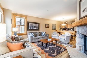 Buffalo Lodge by Summit County Mountain Retreats