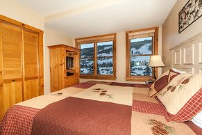 Buffalo Lodge by Summit County Mountain Retreats