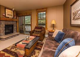 Buffalo Lodge by Summit County Mountain Retreats
