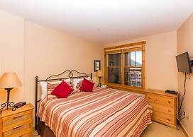 Buffalo Lodge by Summit County Mountain Retreats