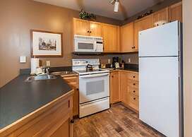 Buffalo Lodge by Summit County Mountain Retreats