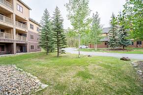 Red Hawk Lodge by Summit County Mountain Retreats