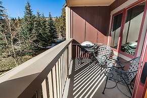 Red Hawk Lodge by Summit County Mountain Retreats