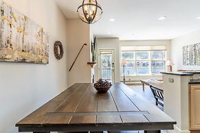 Lakeshore by Summit County Mountain Retreats