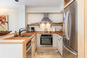 Lakeshore by Summit County Mountain Retreats