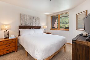 Lakeshore by Summit County Mountain Retreats