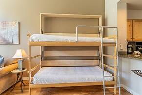 Lakeshore by Summit County Mountain Retreats