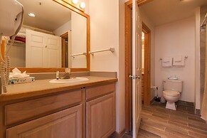 Lakeshore by Summit County Mountain Retreats