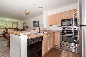 Lakeshore by Summit County Mountain Retreats