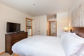 Lakeshore by Summit County Mountain Retreats